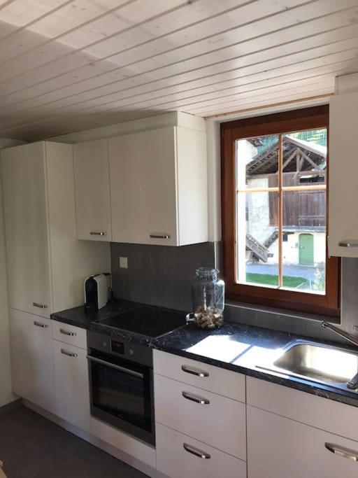 La Maisonnette : Charmante Maison Independante Salgesch ภายนอก รูปภาพ